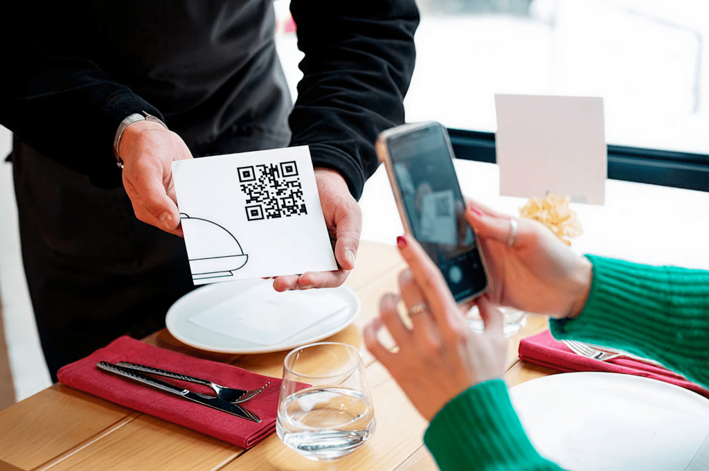 Универсальный QR-код — революция в платежах на финансовом рынке России